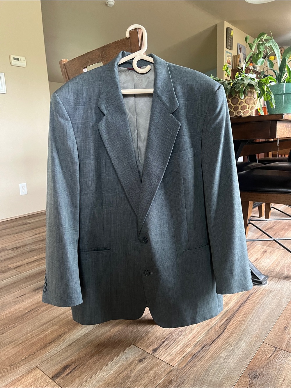Hart Schaffner Marx Gray Pinstripe Two-Button Suit Jacket